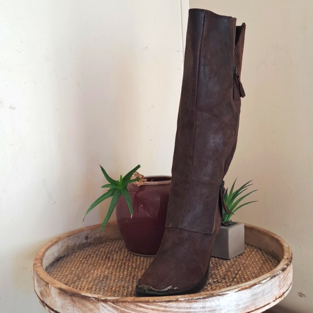 Vintage zodiac boots genuine leather  size 8